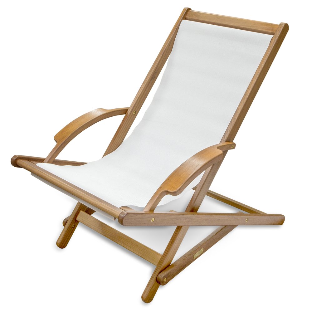 27" White and Natural Wood Solid Wood Indoor/Outdoor Patio Deck Chair