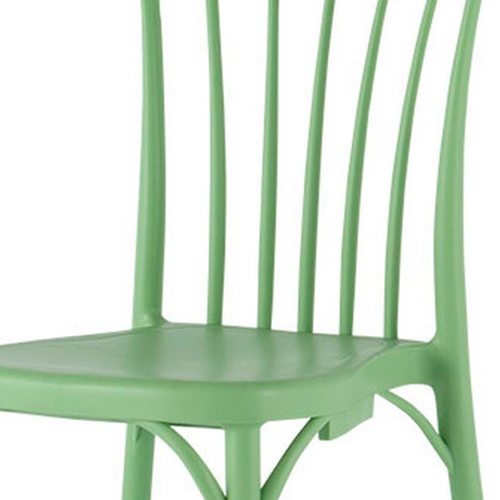 2-Piece Green Heavy-Duty Plastic Outdoor Patio Stacking Dining Chair Set